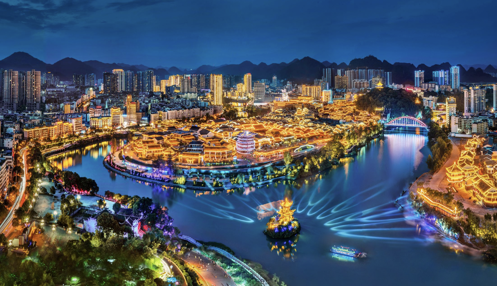 多彩贵州非凡十年铜仁以新型城镇化引领高质量发展