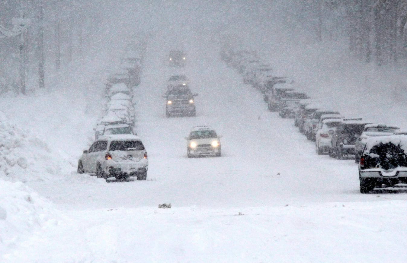 超强冬季风暴袭击美国