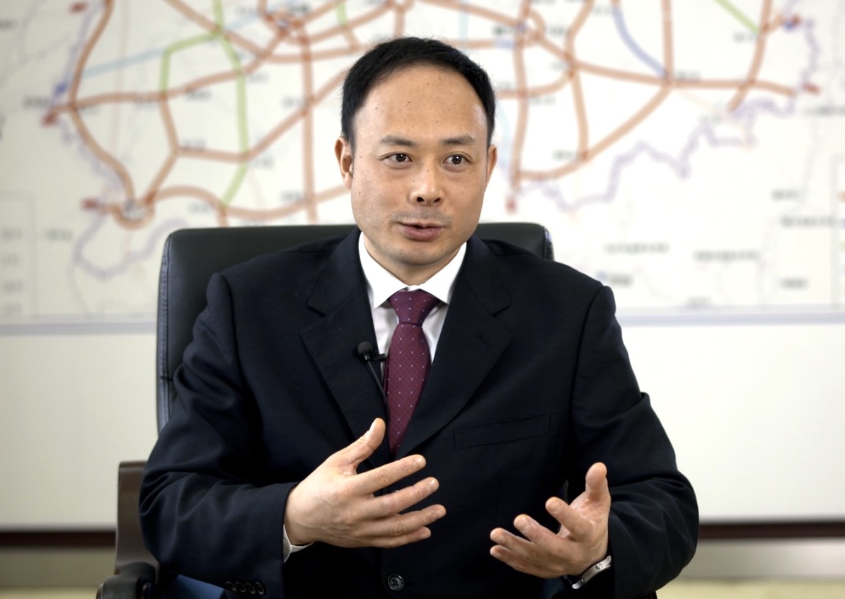 国台酒业独家冠名《论道》︱从万桥飞架看中国奋斗：《贵州桥梁建设与区域经济发展》 3月12日晚22:20播出