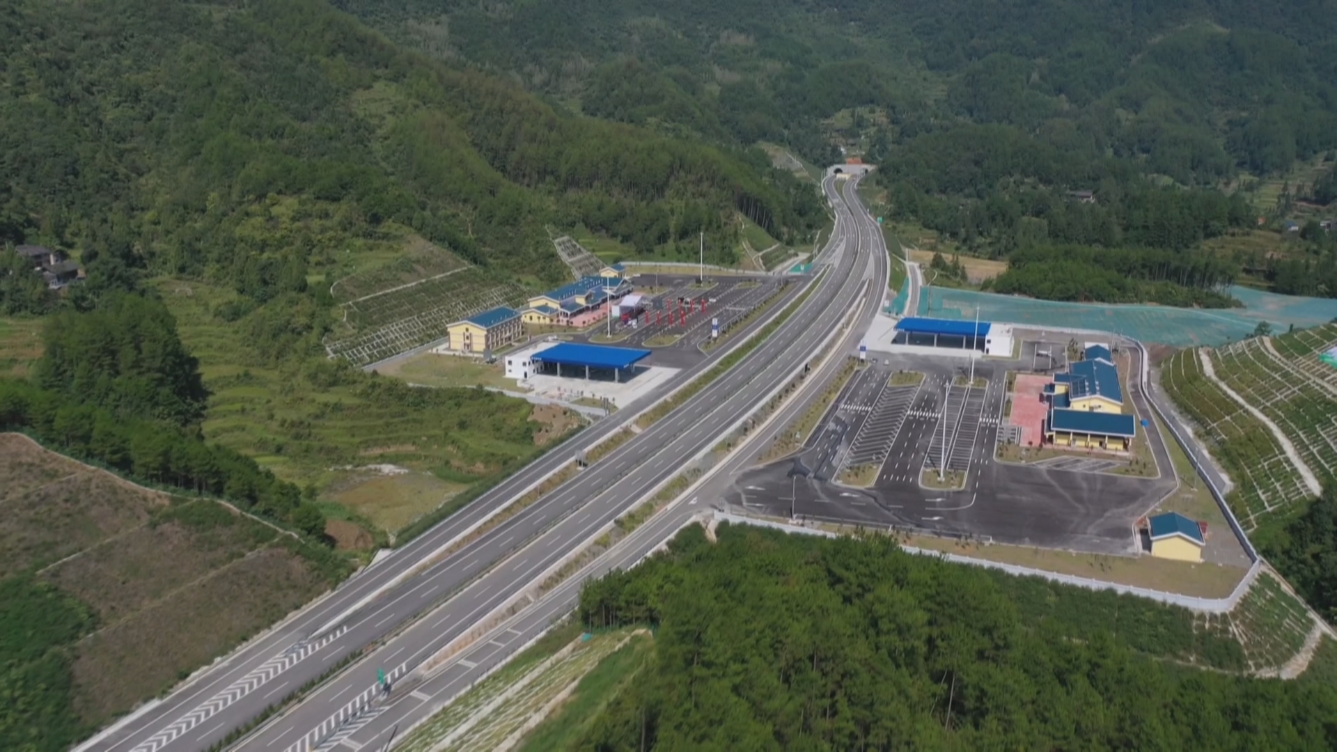 贵州新闻联播｜三项工程被评为贵州省第3批平安百年品质工程示范创建项目