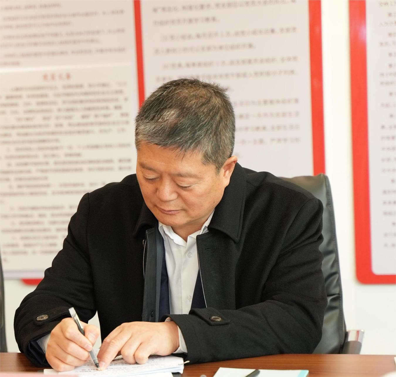 东西协作开新局粤黔牵手促振兴贵州省政府原副省长省人大常委会原副