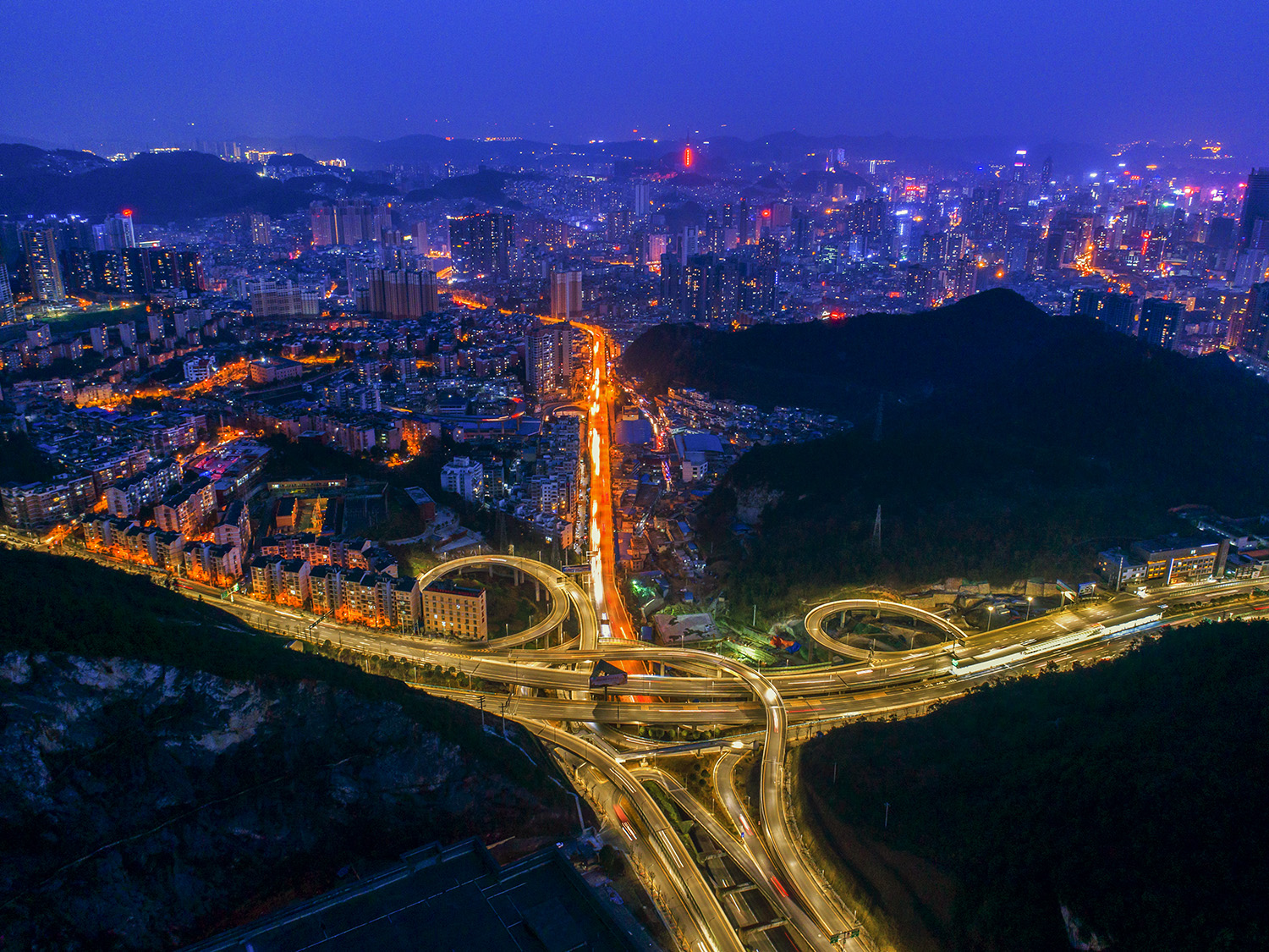 贵阳高坡夜景图片