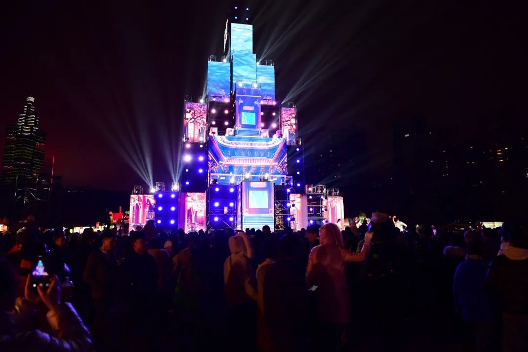 黔中快讯贵阳市观山湖区2024年灯会庙市璀璨亮灯