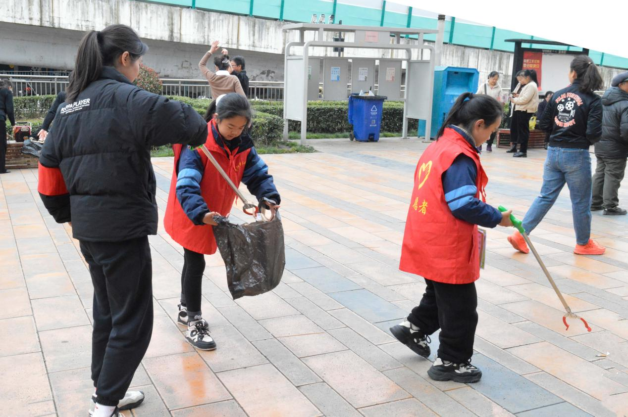 浦东新区三桥小学图片