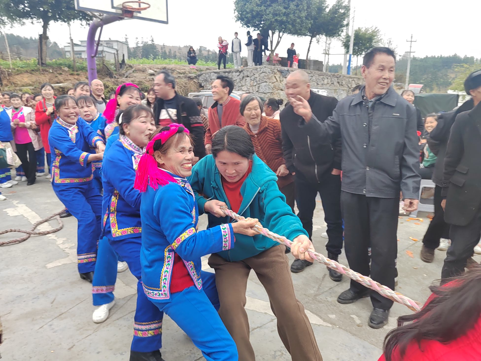 凝聚巾帼力量助力乡村振兴天柱县渡马镇共和村举办三八国际劳动妇女节