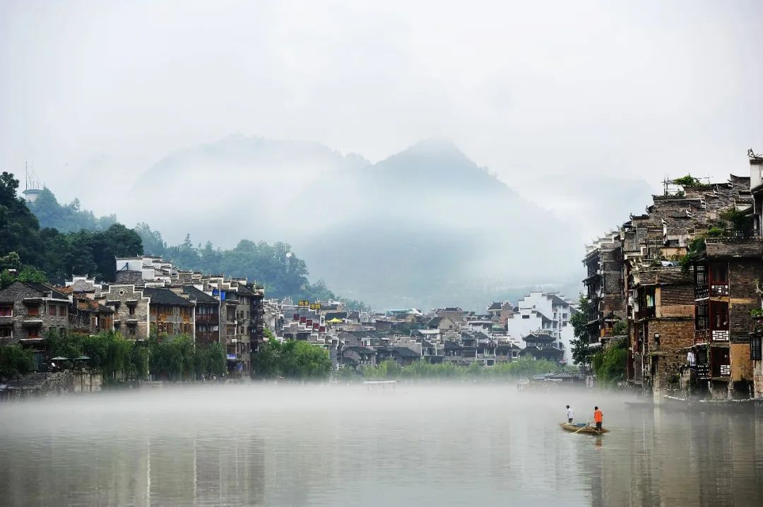 人文山水时光峰峦来黄小西吃晚饭真好