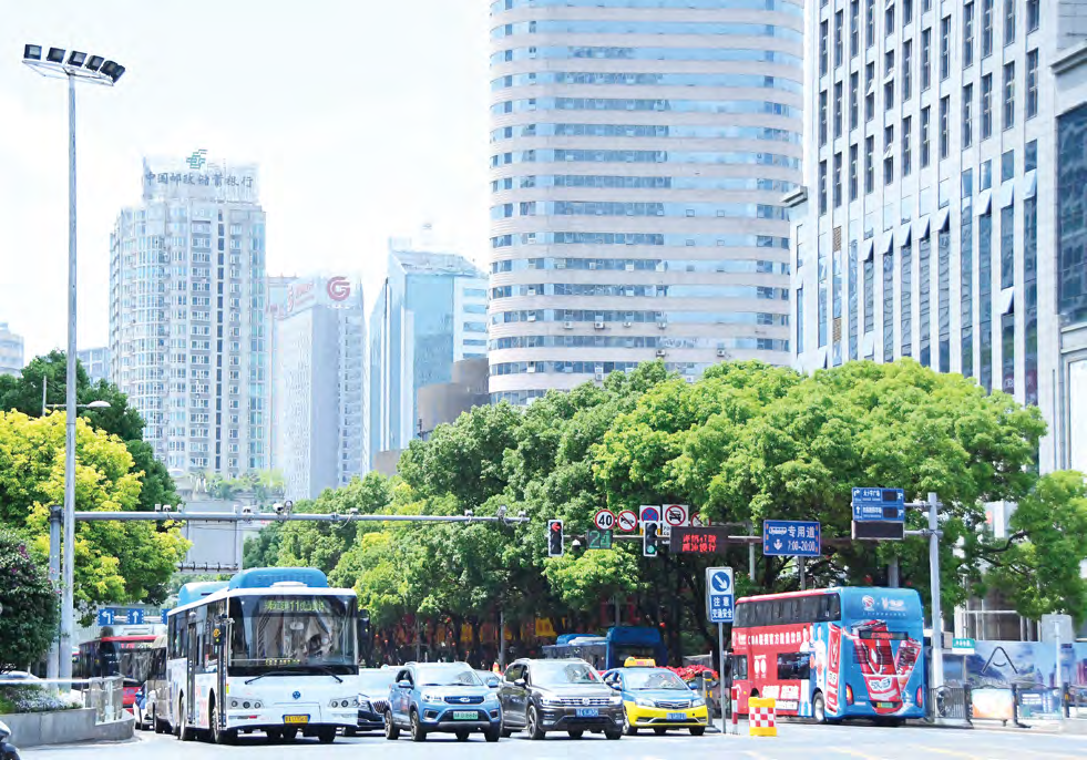 贵阳市公共交通有限公司打造开放型公交社会服务承诺