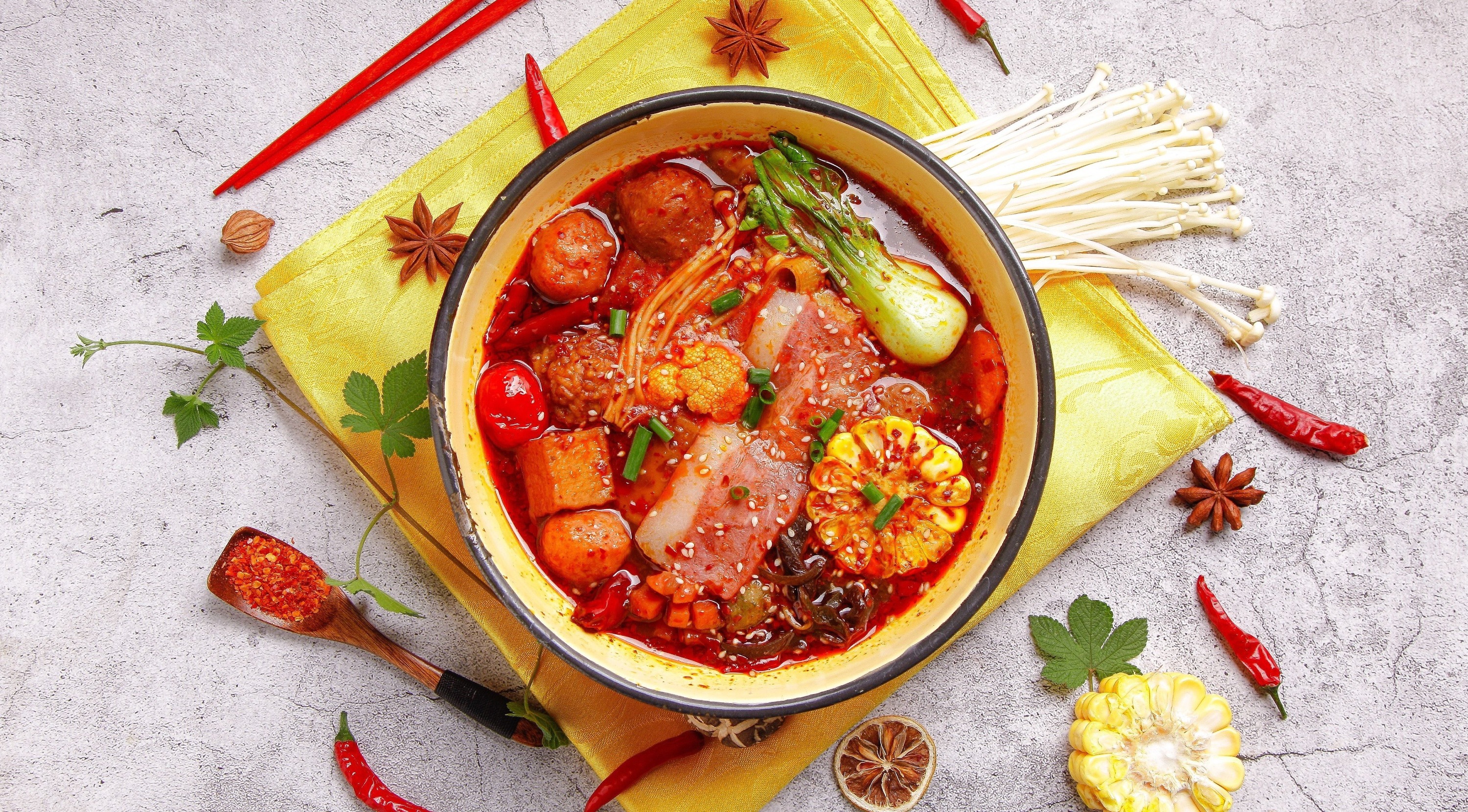 2023年6月,天水麻辣烫就曾登上热搜头条.