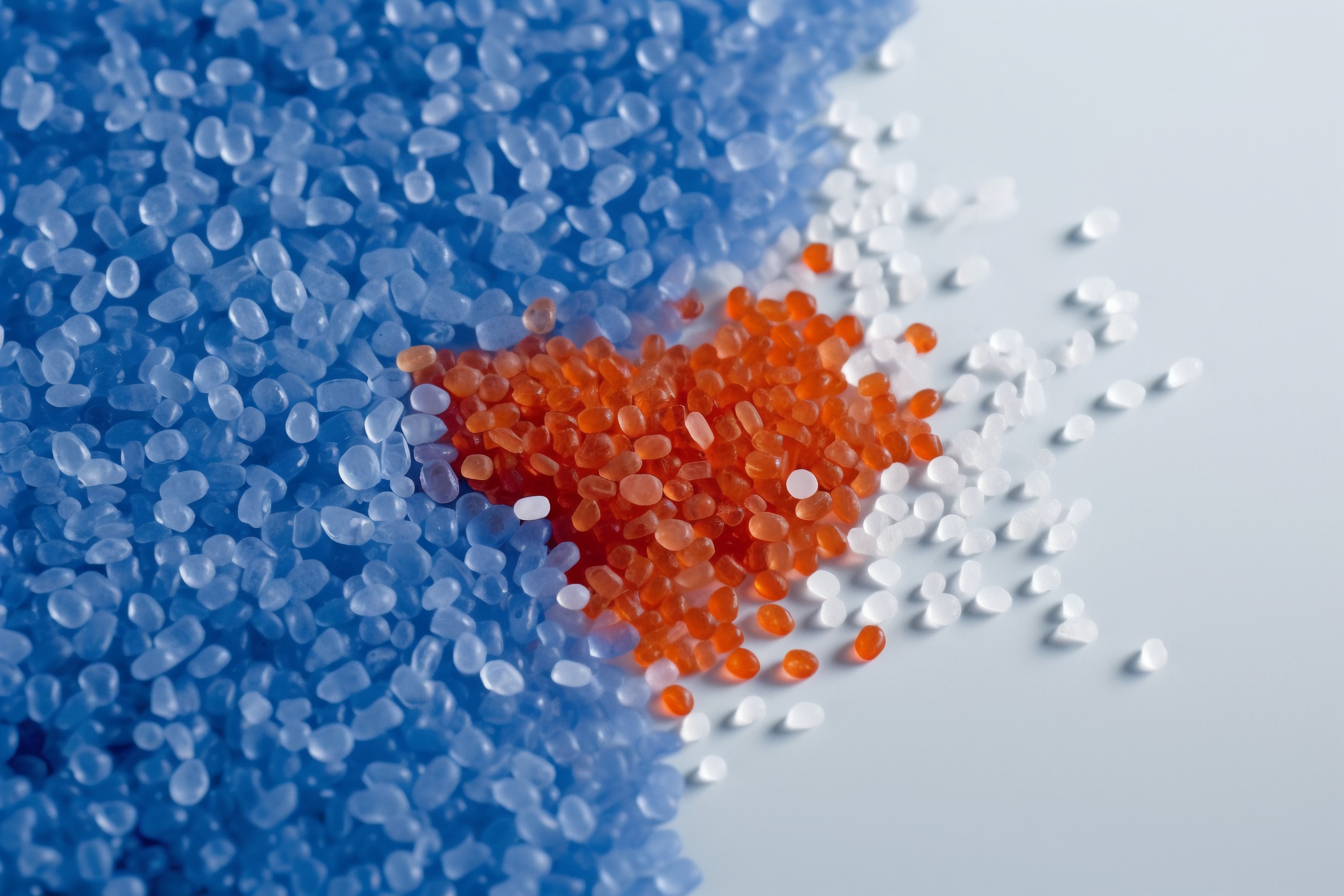 微塑料污染由于塑料的难降解性,环境中长期存在的微小塑料颗粒可能