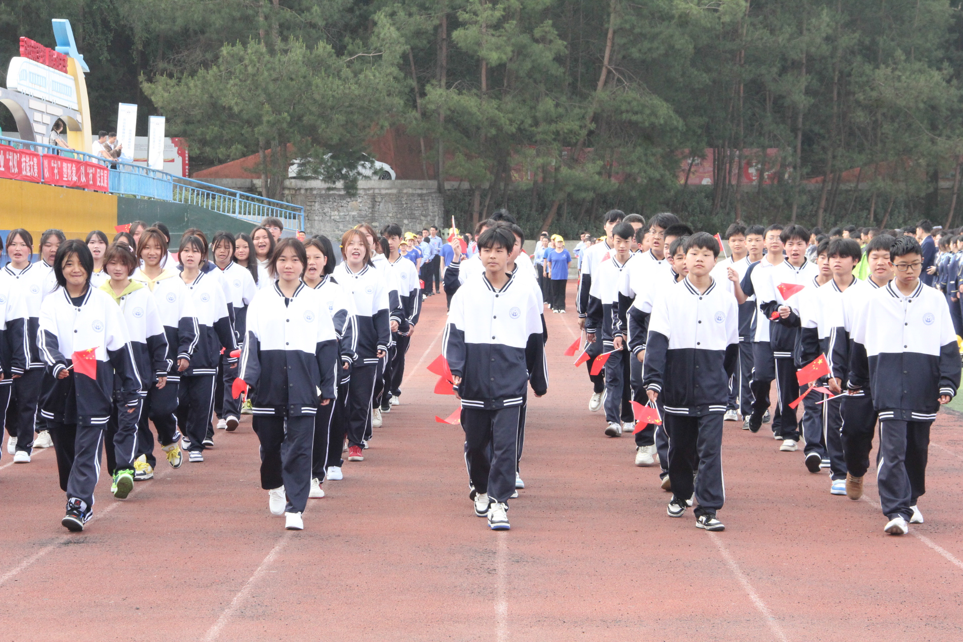 中山艺术高中学校图片