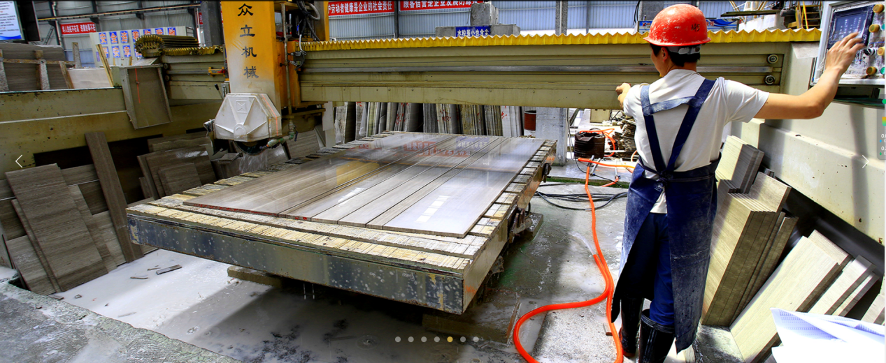 有大锯,红外线,磨机,雕刻机等一流先进设备.5条自动流水线满负荷生产.