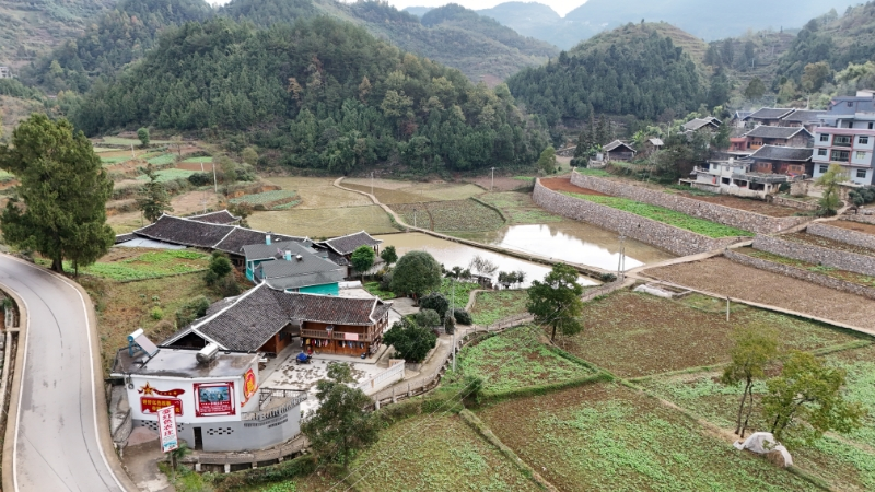 困牛山村：打造宜居宜业宜游的红色美丽村庄