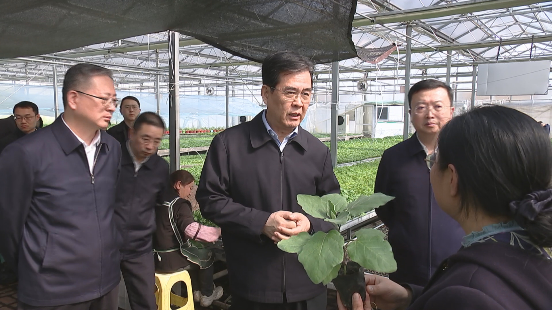 贵州新闻联播丨【牢记嘱托 展现新风采】李炳军在遵义市调研时强调 深学笃用习近平总书记在贵州考察时的重要讲话精神 全力以赴推动高质量发展不断取得新进展