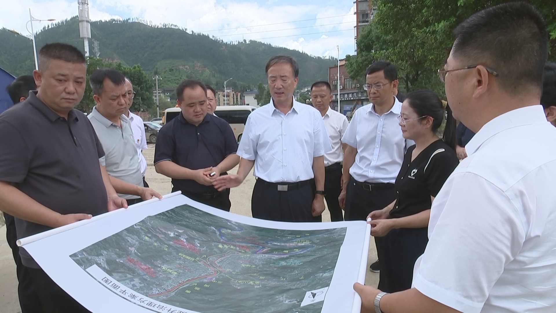 贵州新闻联播｜赵永清到榕江县调研指导灾后恢复重建工作