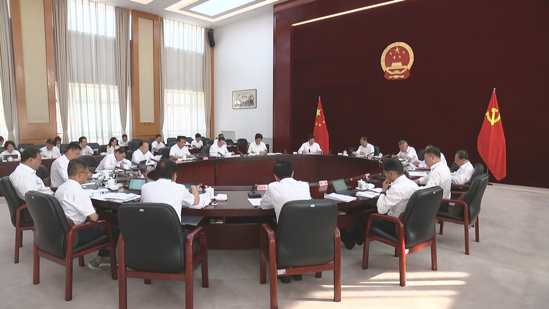 贵州新闻联播丨省人大常委会党组召开（扩大）会议 学习贯彻习近平总书记近期重要讲话重要指示批示精神