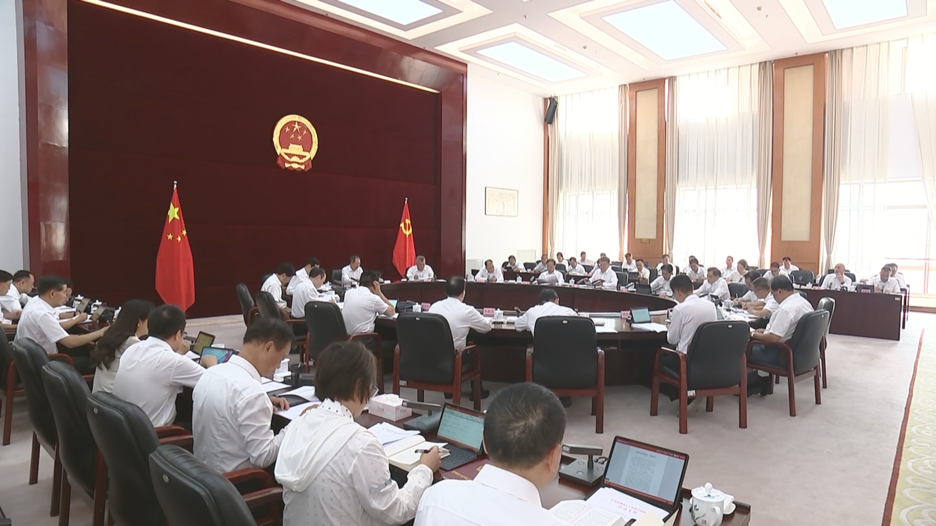 贵州新闻联播丨省十四届人大常委会第六十一次主任会议召开