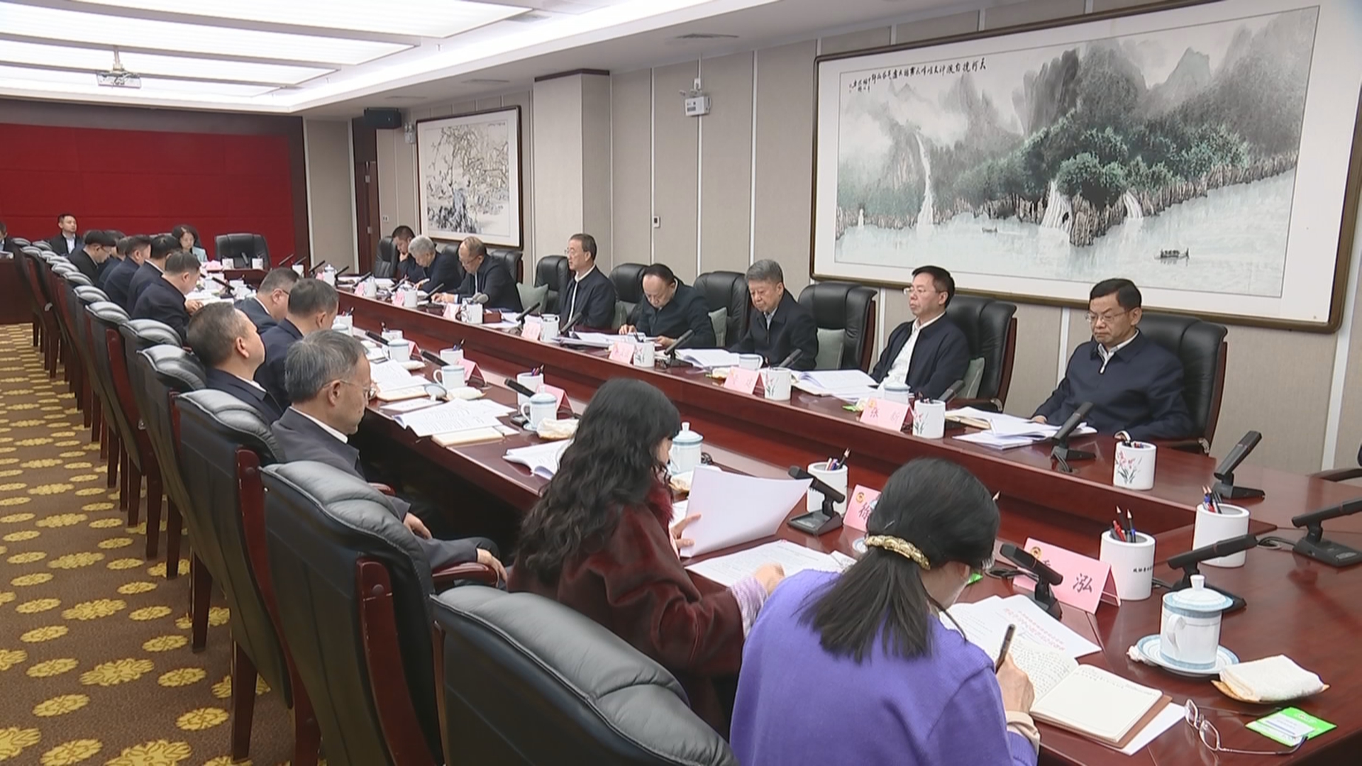 贵州新闻联播丨省政协召开主席会议 学习贯彻习近平总书记近期重要讲话精神