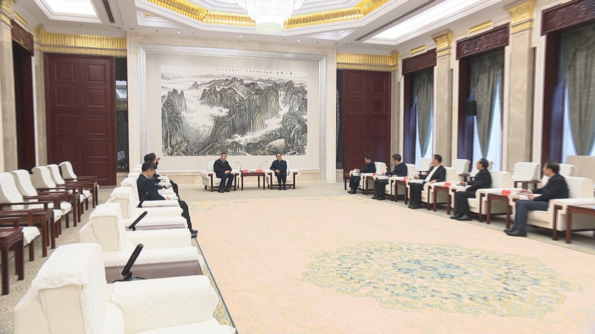 贵州新闻联播丨徐麟会见中国文联党组书记张政