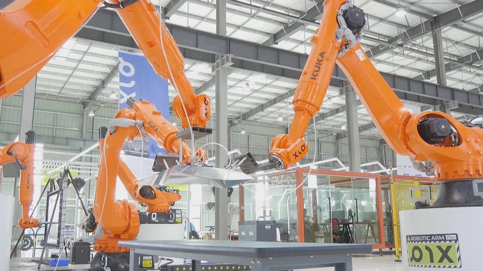 贵州新闻联播丨【中国式现代化的贵州新动能】从“战略指引”到“实干答卷”：贵州现代化建设的动能转换