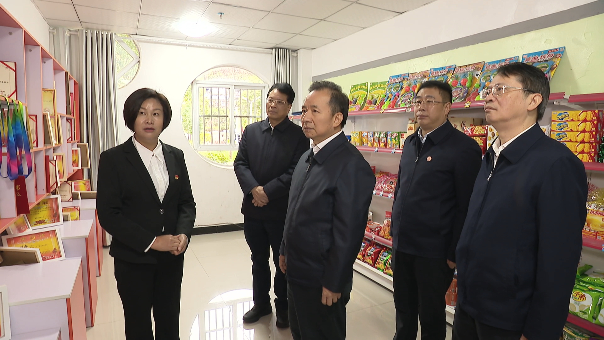 贵州新闻联播丨李干杰在贵州调研时强调 提升定点帮扶工作质效 依法加强宗教事务治理 推动学习贯彻党的二十届四中全会精神走深走实