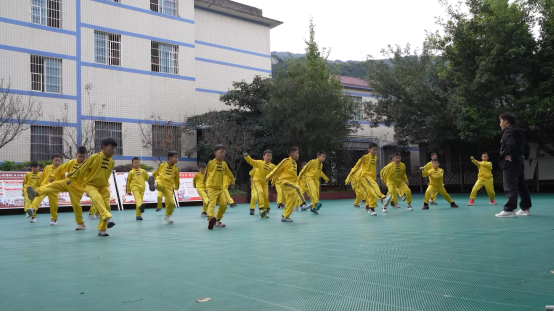 eb34e294d447f6486cb09d4ecde9b387