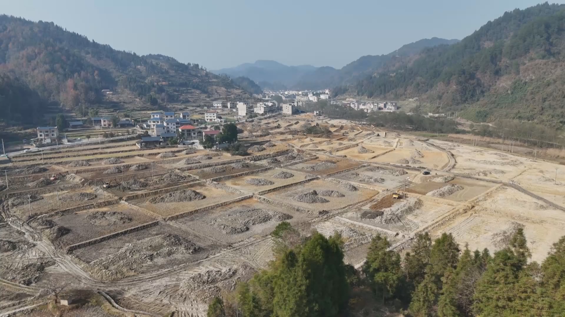 贵州新闻联播丨冬闲不闲 贵州203万亩高标准农田新建任务有序推进