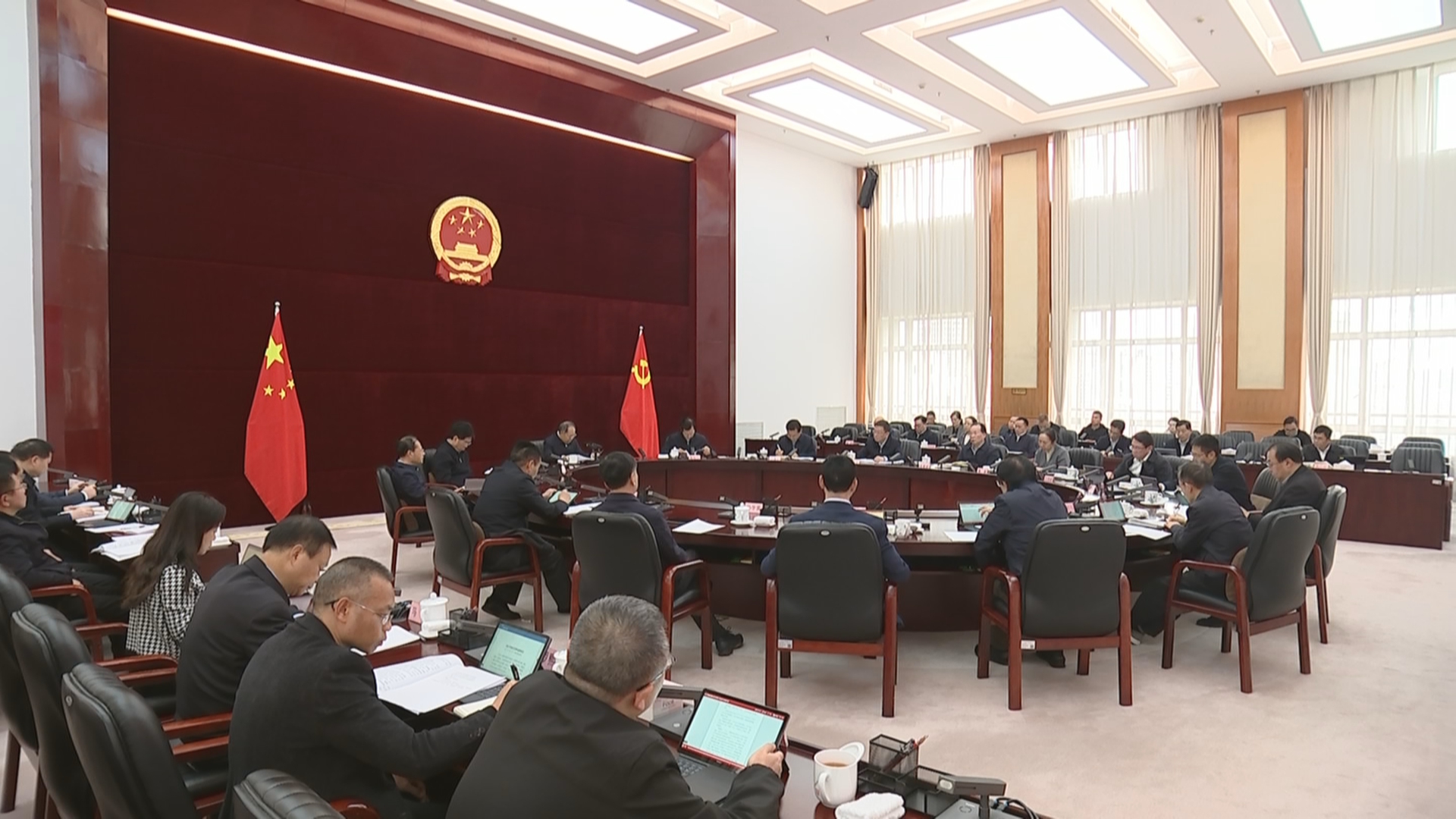 贵州新闻联播丨省人大常委会党组召开（扩大）会议