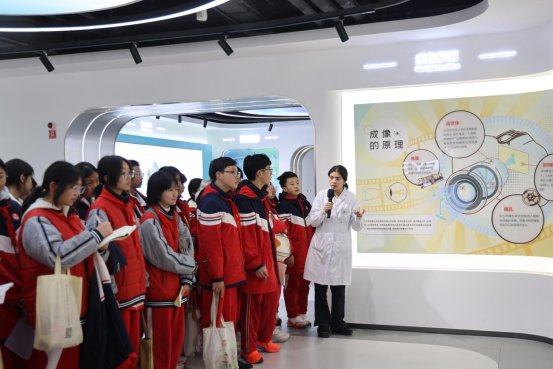 b205d8e57af5f645f5a7444898416f5d