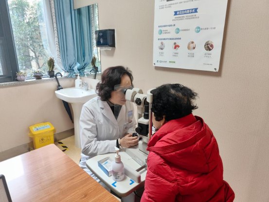 b54f74f8ed4286f62eff02bc19237b53