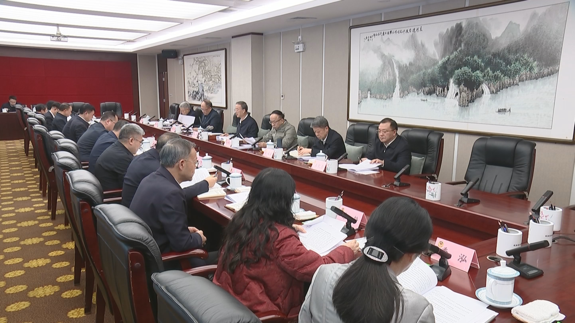 贵州新闻联播丨省政协召开主席会议 学习贯彻习近平总书记近期重要讲话精神