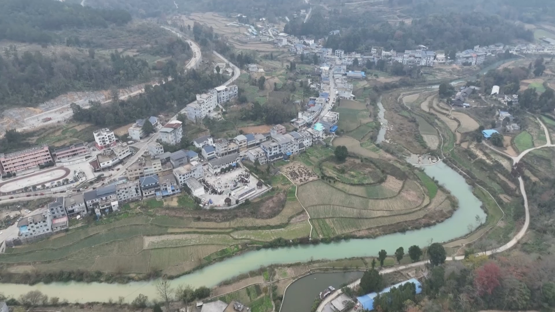 贵州新闻联播丨乡村产业兴  群众腰包鼓