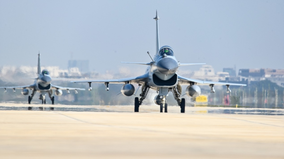 海空之上激烈鏖战，直击实战化训练