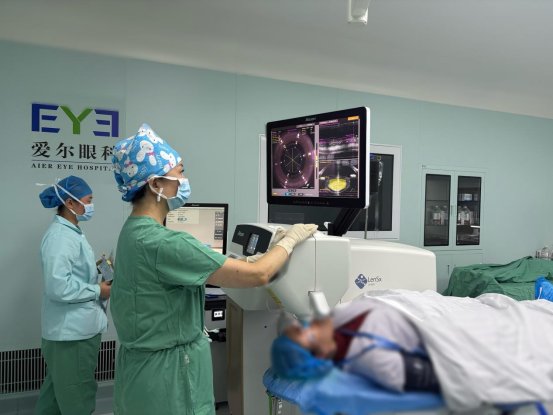 887c55e7-8376-405f-8d5f-328a3aedba77