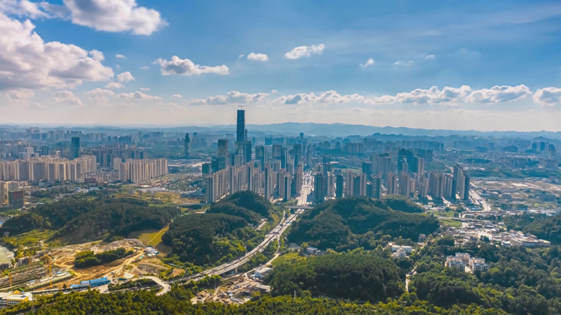 贵州新闻联播丨【锚定五年目标 奋发开局起步——2026年省两会特别报道】思想破冰 实干破局 激活高质量发展强劲动能