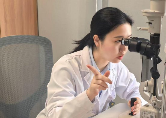 e9eada87-96bc-492c-bddd-b144cec9c71c