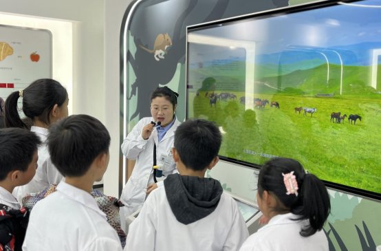 f44bea33-8cca-4155-ae1b-59397f7a27c0