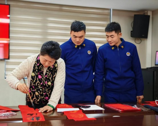 5d43a5f2eefce3c11adb7f1c1a34da0