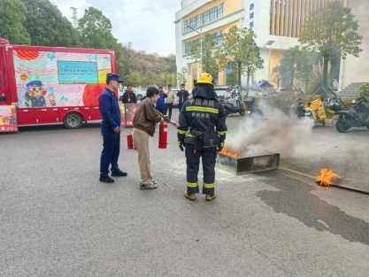 614f5215907db44461a3a843f3ce66f1