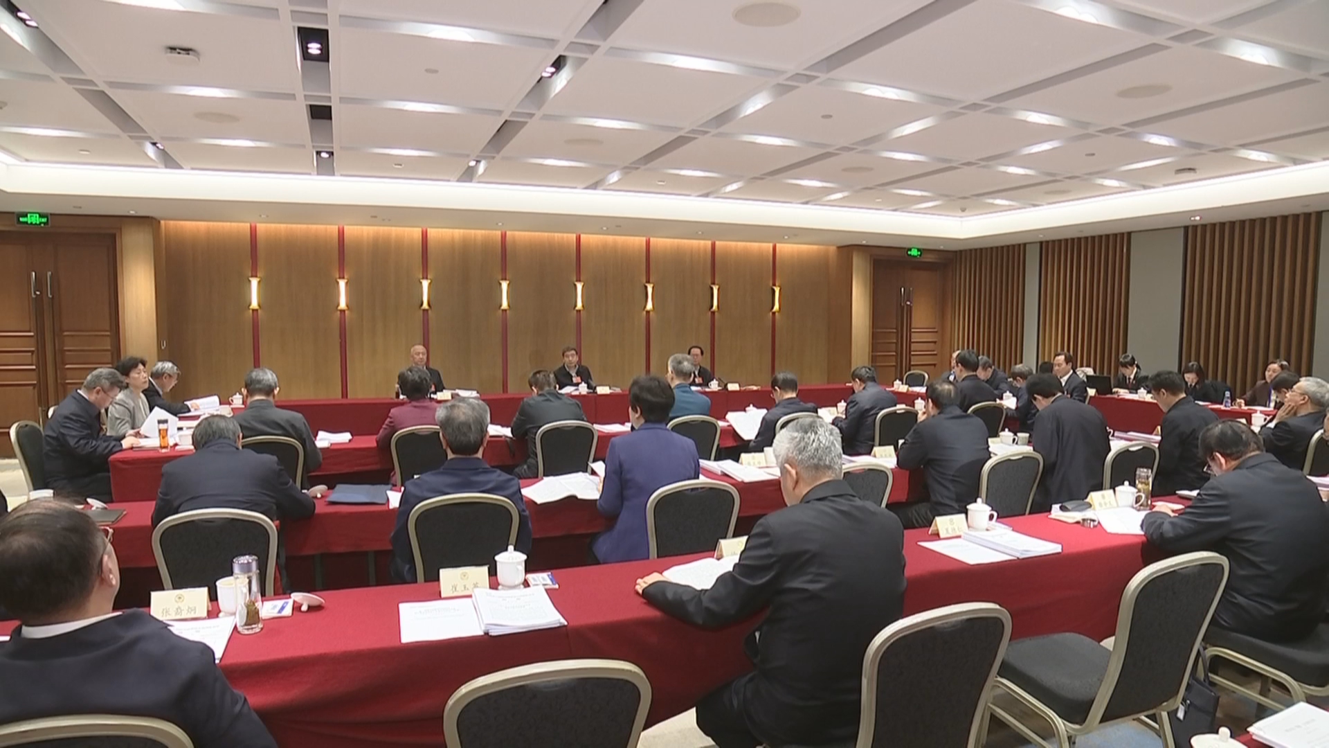 贵州新闻联播丨【锚定奋斗目标 全力开局起步•2026年全国两会特别报道】赵永清在讨论“两高”工作报告时说 深入学习贯彻习近平法治思想 助力建设更高水平的平安贵州法治贵州