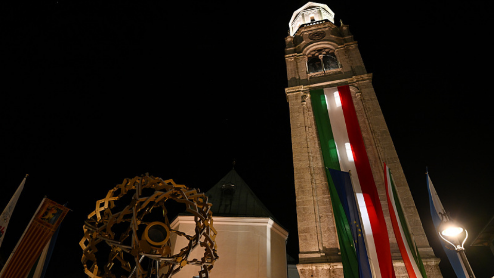 米兰-科尔蒂纳冬残奥会圣火熄灭