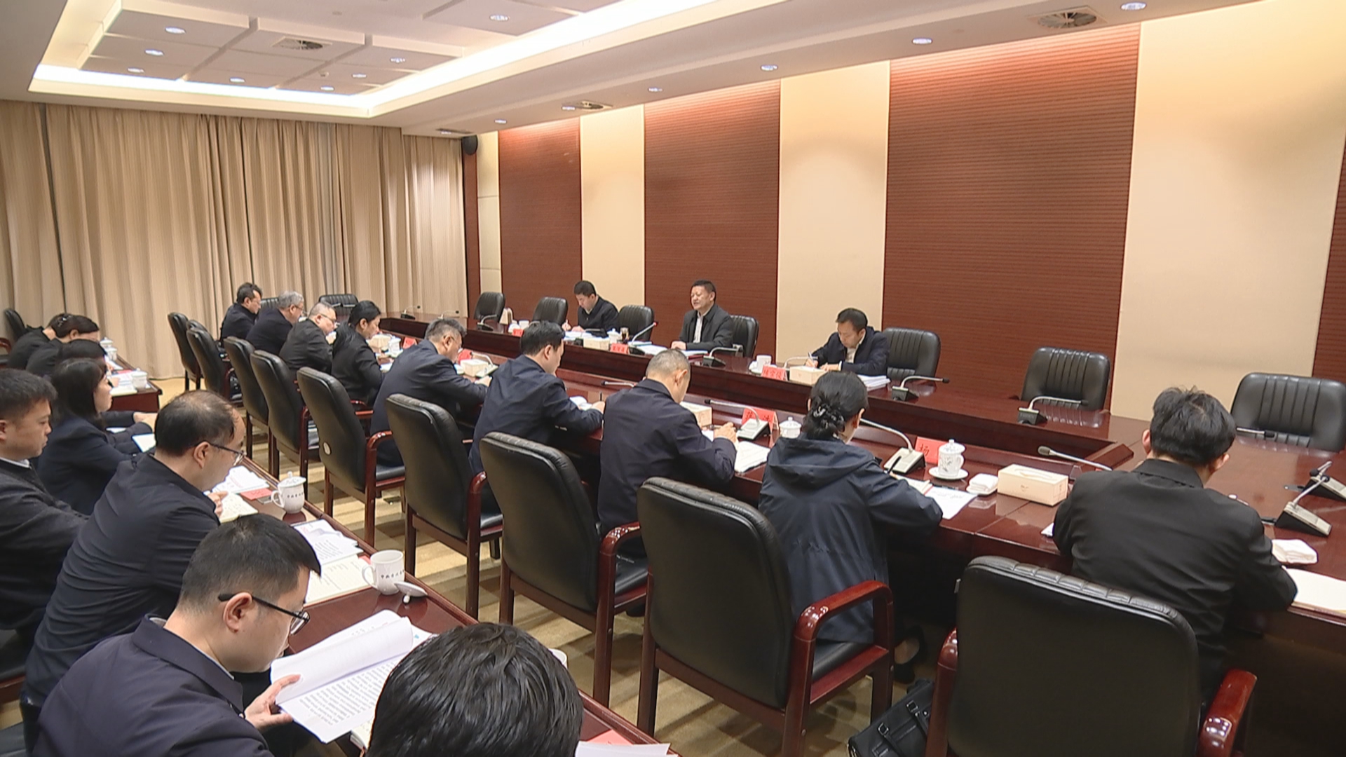 贵州新闻联播丨马汉成主持召开省委依法治省办第十六次会议