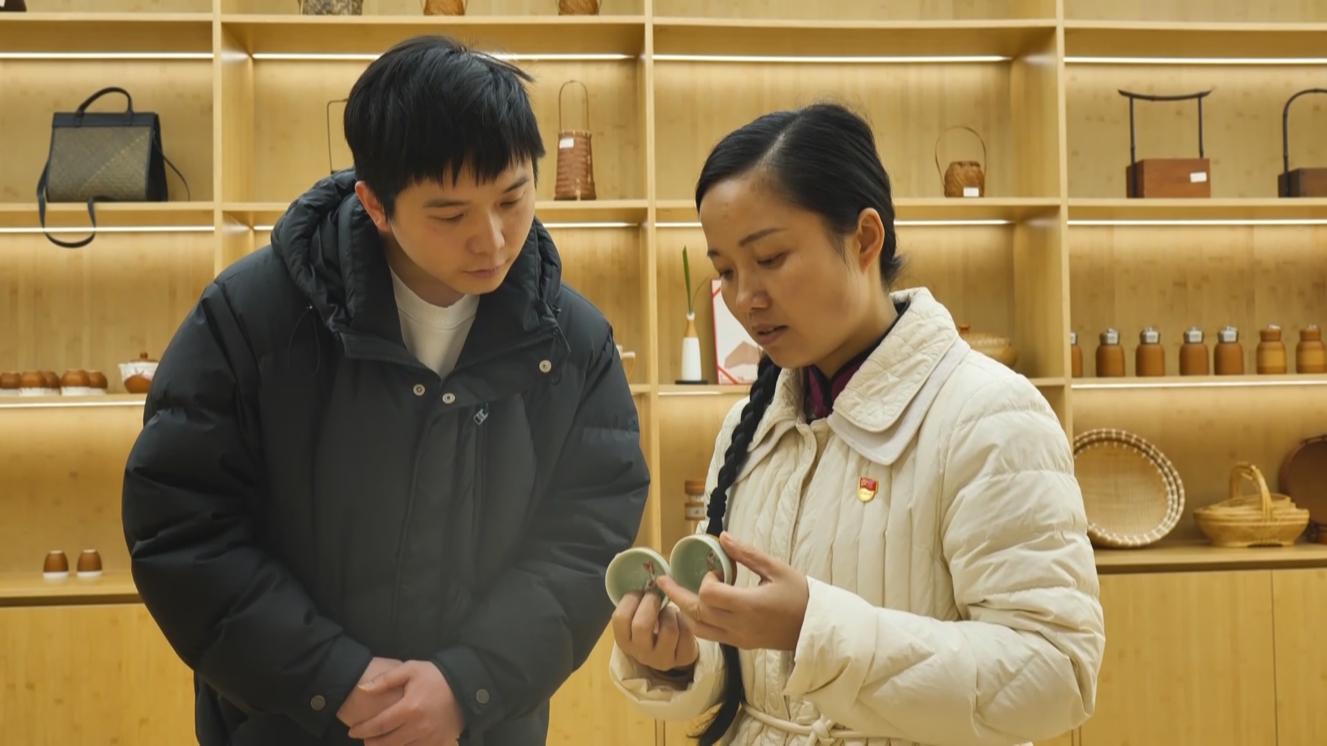 贵州新闻联播丨【代表委员回乡记】全国人大代表杨昌芹：从指尖技艺到多元业态 竹编产业“编”出新图景