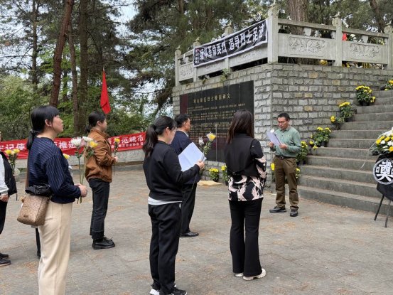 e5eb8d431c26f1300c39d0551386d78f