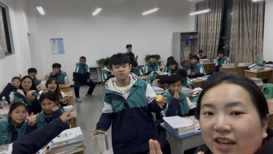 d9e4e522f33b0679ef51daa74de4434d