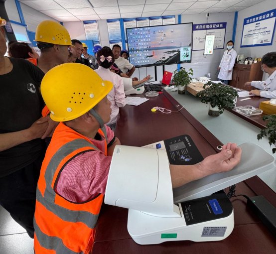 7bacae5a3a5f3ad52a3646d0fd381c09(1)