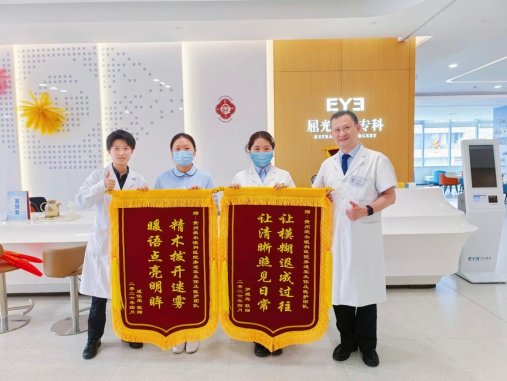 1750872e6737e4e82d553a3abb13ee4a