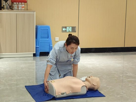 2fe40ab9921271e68b5a2a2e3e340613