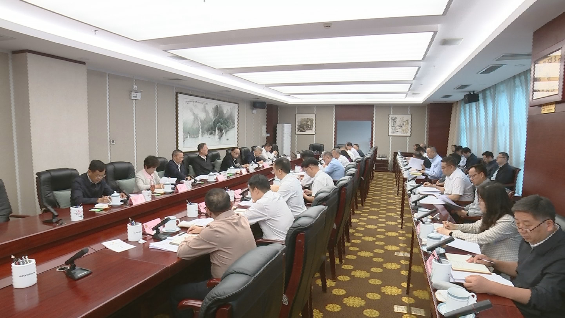 贵州新闻联播丨省政协召开主席会议 学习贯彻习近平总书记近期重要讲话精神